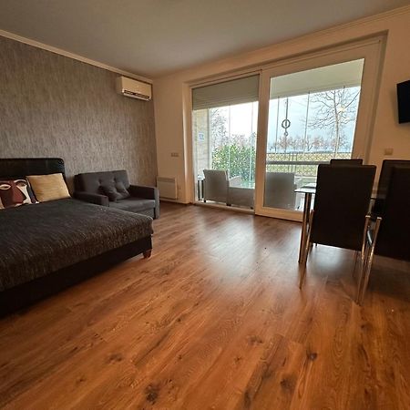 Piano Balaton Apartment Zamárdi Exteriér fotografie
